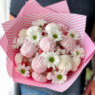 Букет из зефира и хризантем Букет из зефира и хризантем