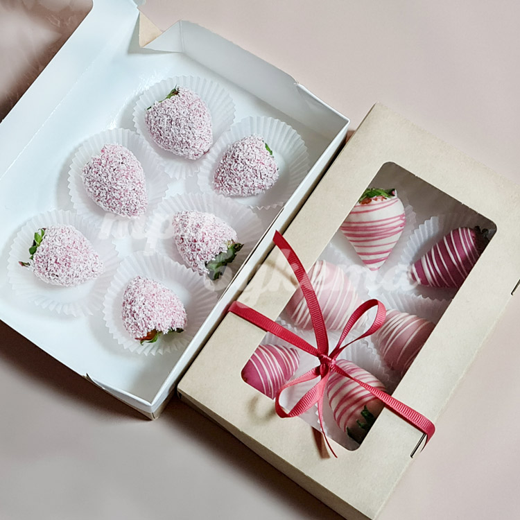 Набор из 6 клубник в шоколаде (крупный план)