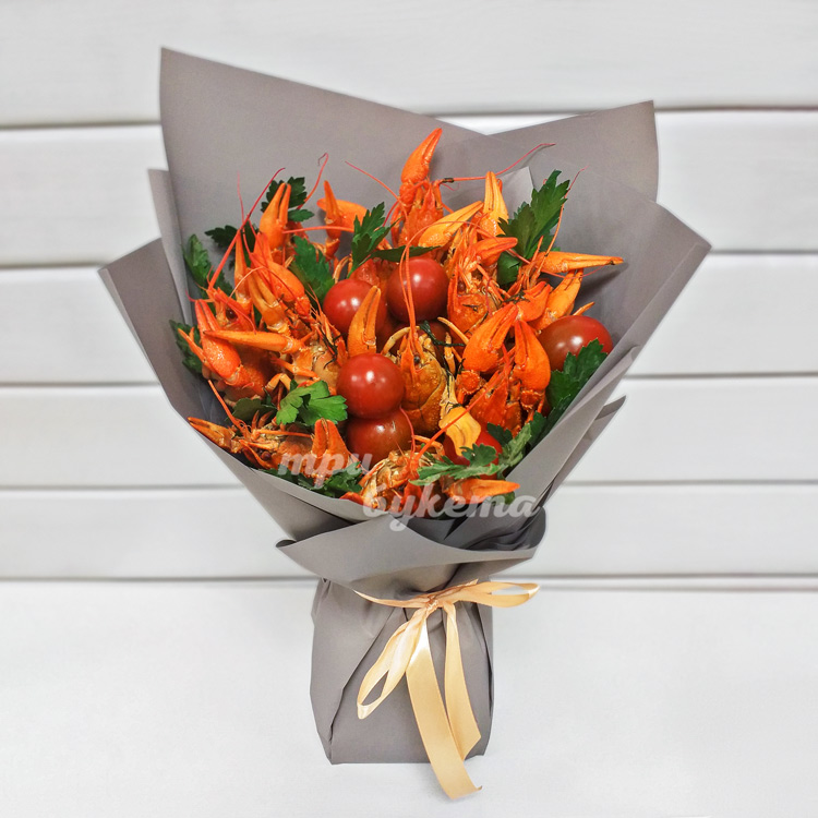 Букет из 0,5 кг раков с помидорками