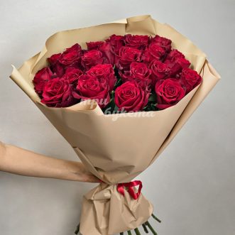 Букет из 25 роз Эксплорер